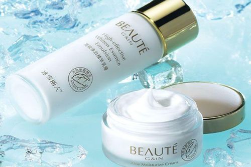 甄選適配美妝 從膚質到需求，精準挑選適合自己的化妝品